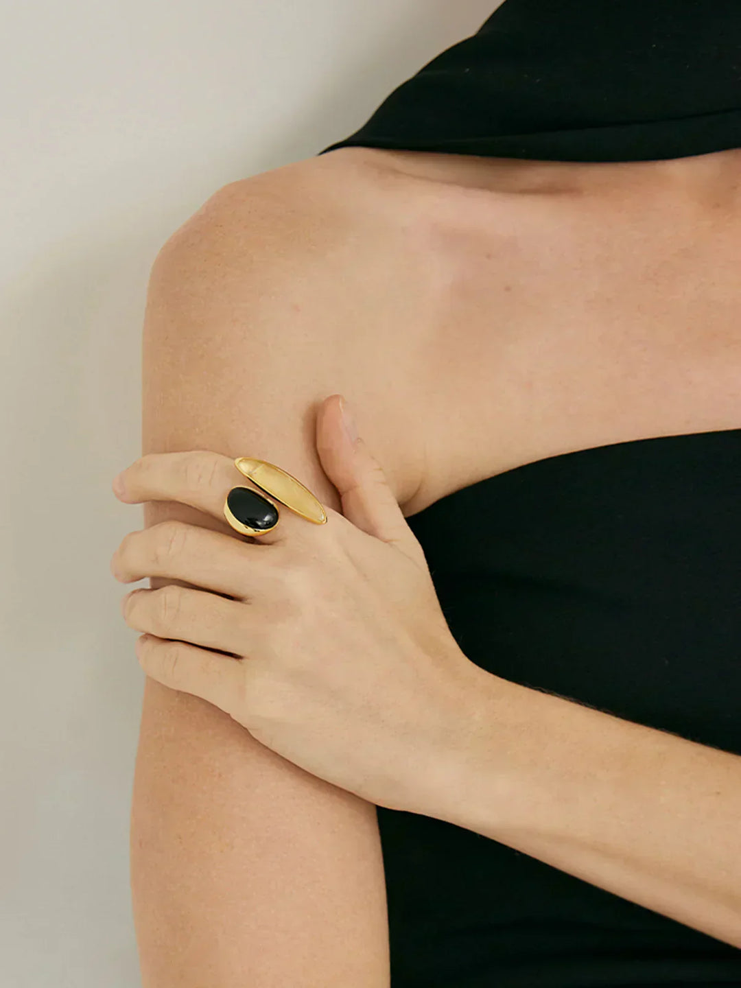 Mavy Black Onyx & Yellow Crystal Ring