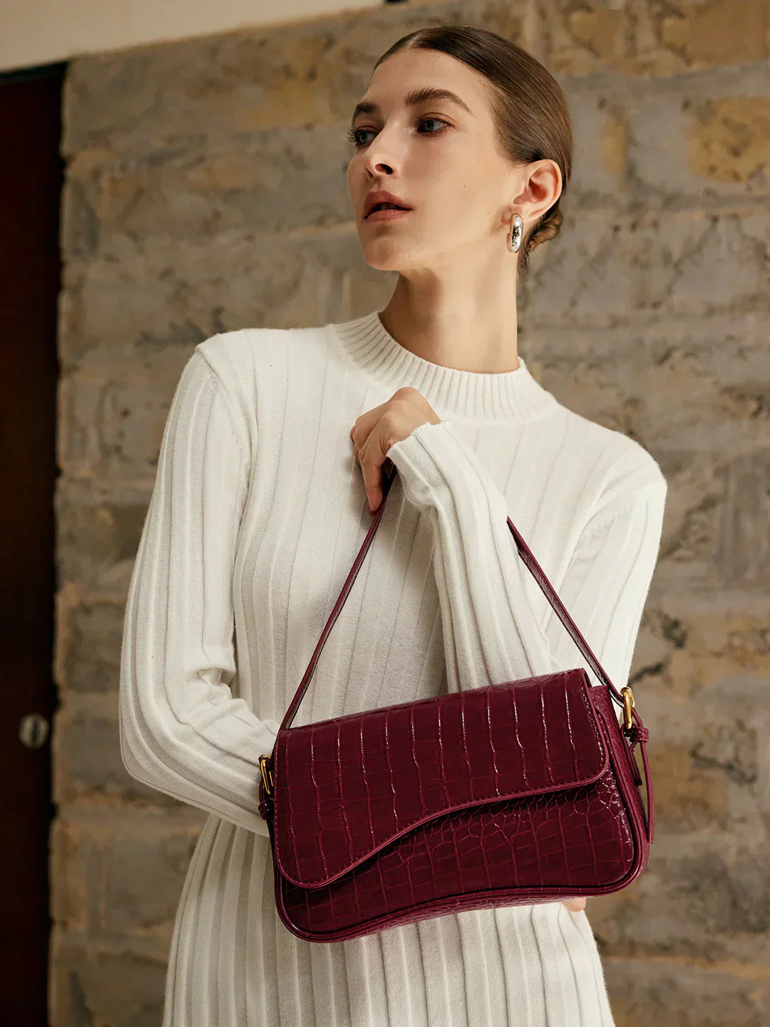 Monnette Buckle Armpit Bag